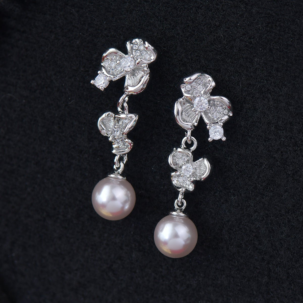 Moonlit Pansy Pearl Earrings - Hypoallergenic - Abbott Atelier