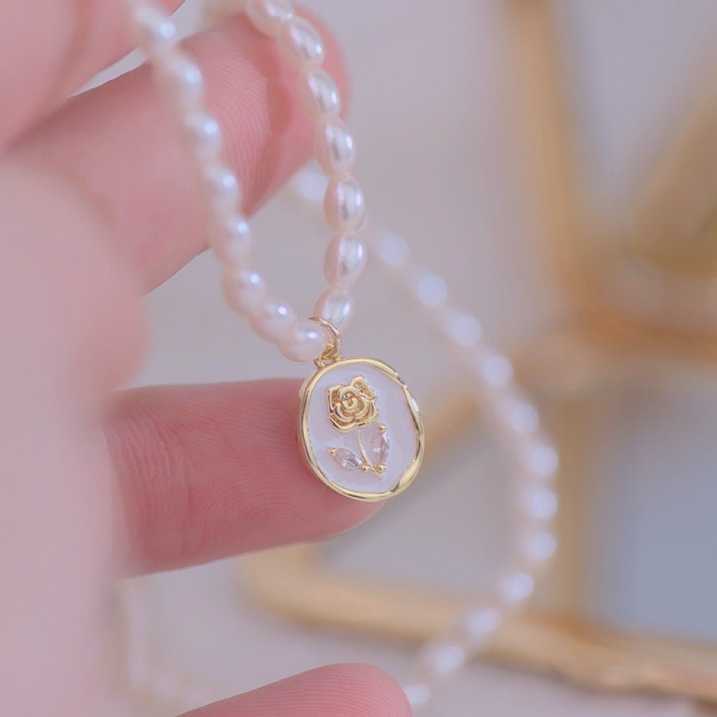 Pearl Necklace - Roselyn