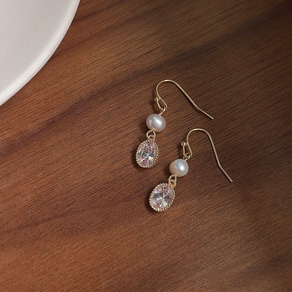 Pearl of the Moon Earrings - Hypoallergenic - Abbott Atelier