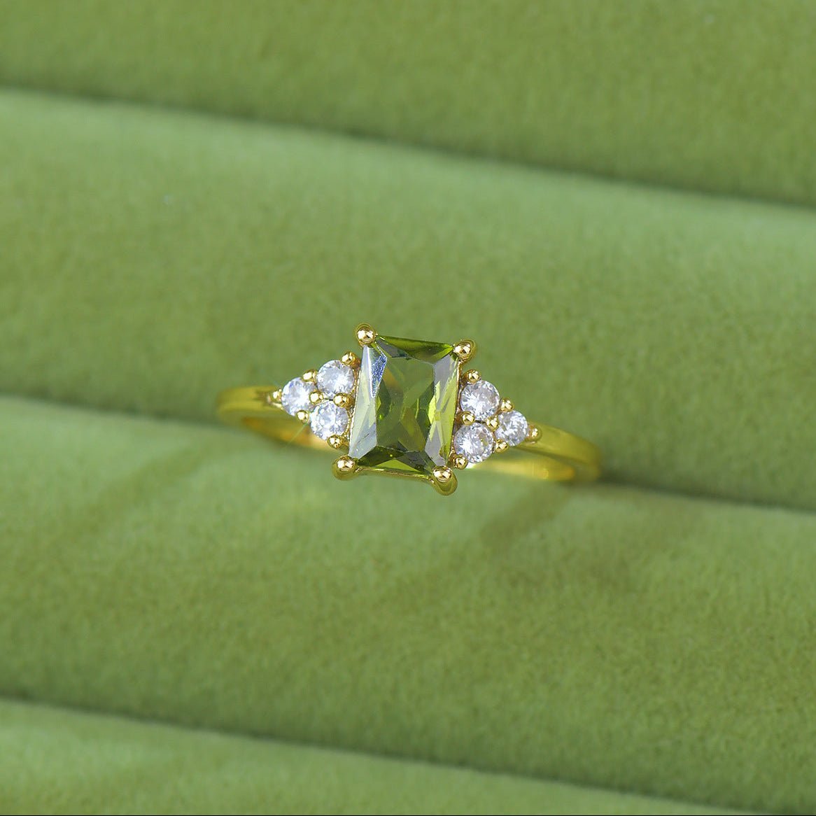 Peridot Princess Ring - Gold-Plated - Abbott Atelier