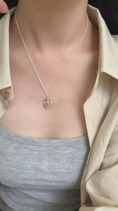[Clearance] Pretzel Necklace
