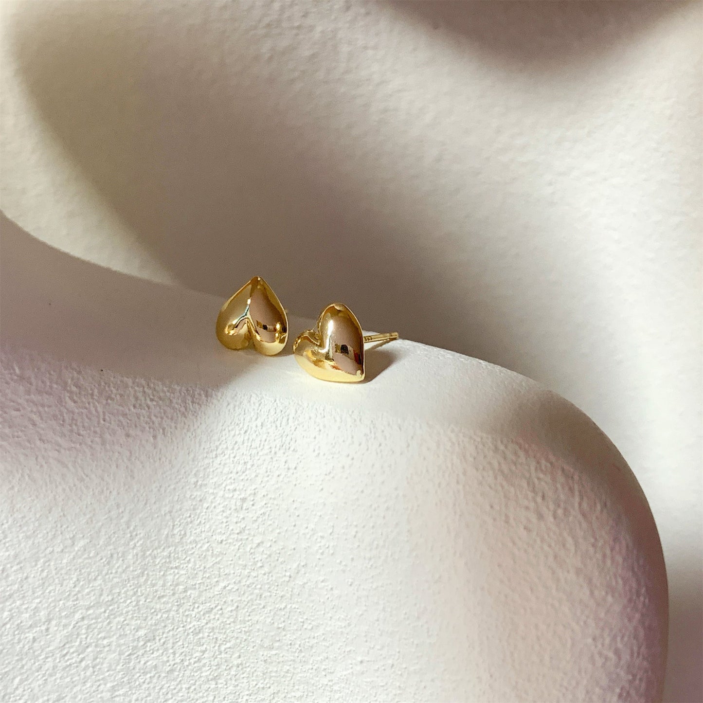 Puffy Heart Stud Earrings - Hypoallergenic - Abbott Atelier