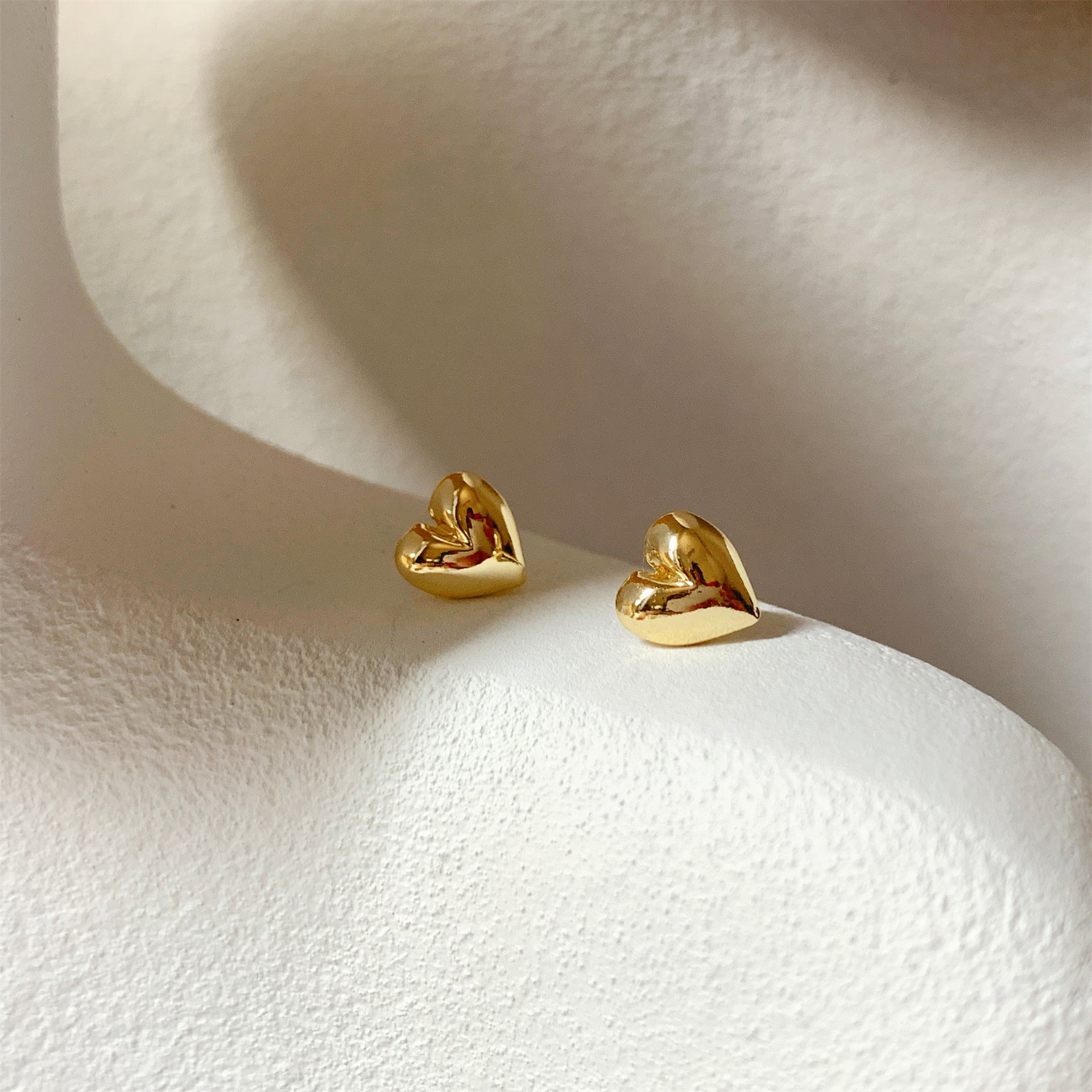 Puffy Heart Stud Earrings - Hypoallergenic - Abbott Atelier