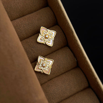 Quatrefoil Stud Earrings - Hypoallergenic - Abbott Atelier