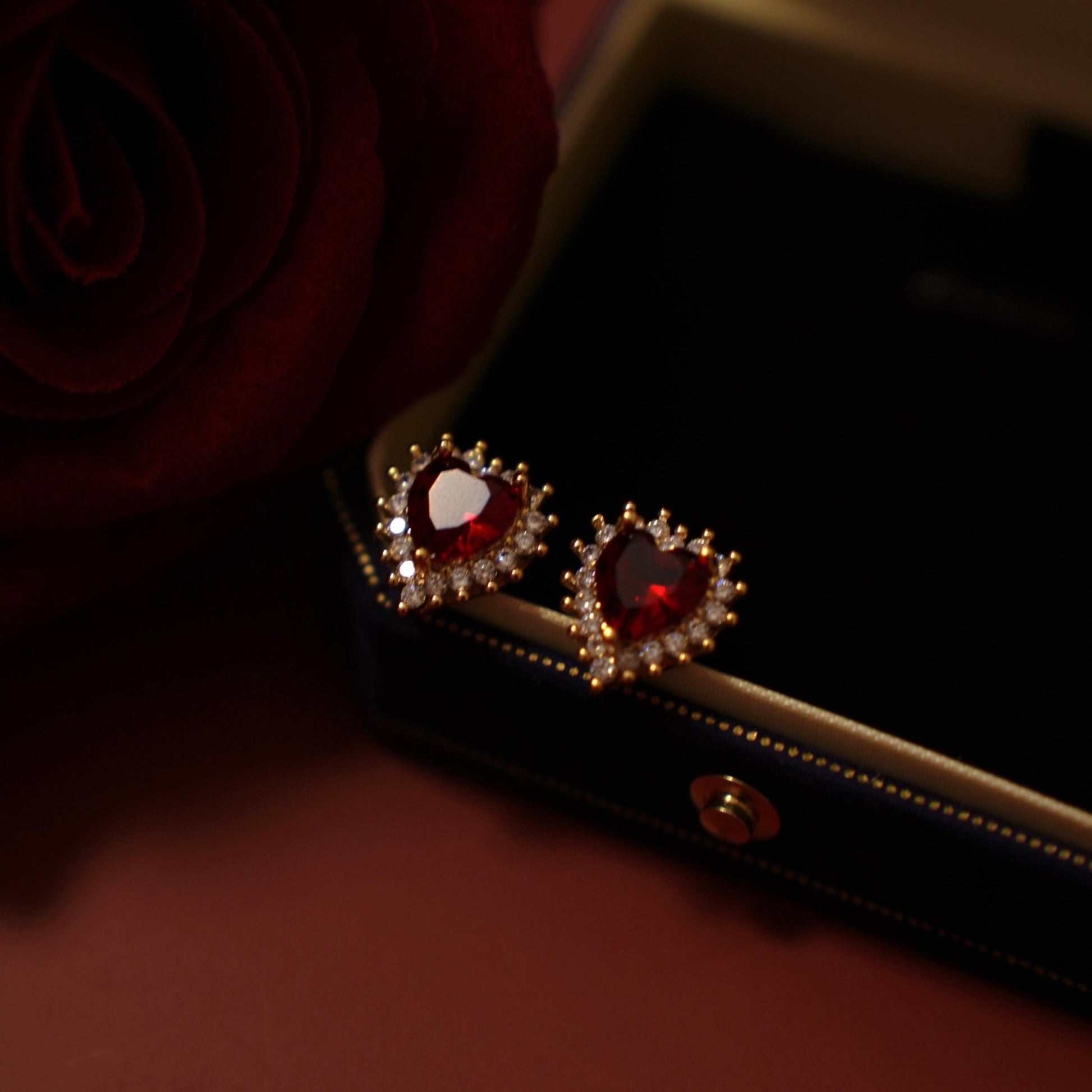 Rouge Heart Earrings - Hypoallergenic - Abbott Atelier