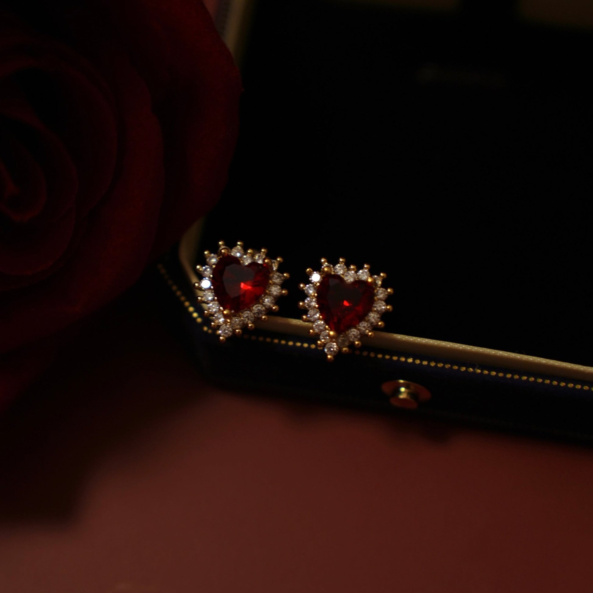 Rouge Heart Earrings - Hypoallergenic - Abbott Atelier