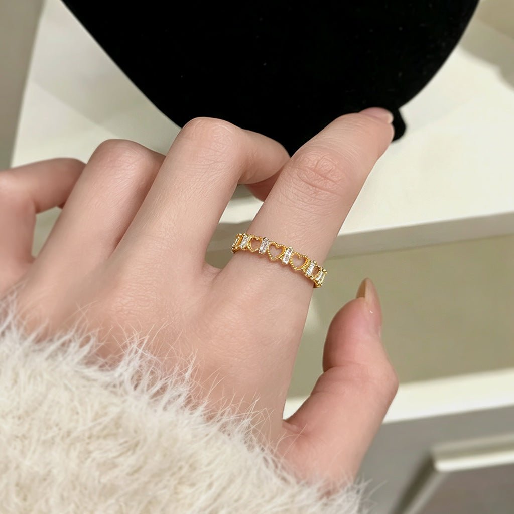 [Sample Sale] Rena Heart Band Ring - Gold-Plated - Abbott Atelier