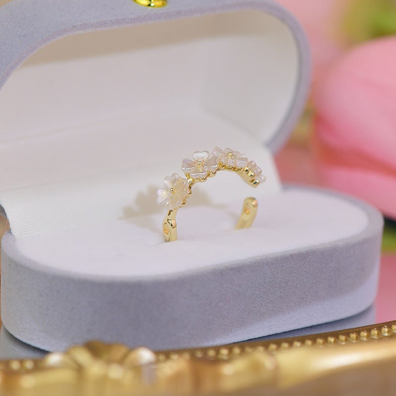 Shell Flower Ring Set - Gold - Plated - Abbott Atelier