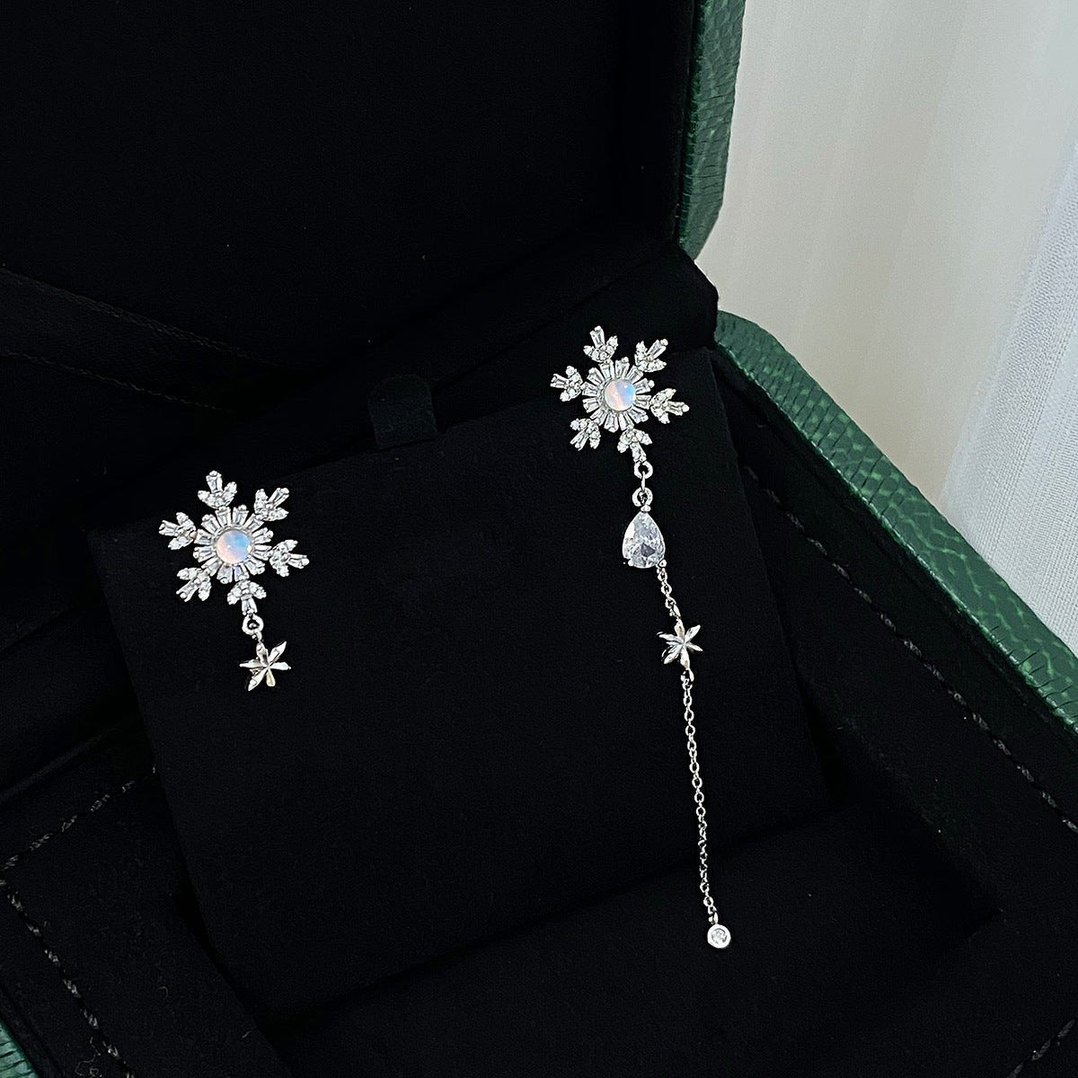 Snowflake Drop Earrings - Gold - Plated - Abbott Atelier