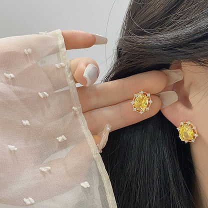 Sunshine Butterfly Stud Earrings - Gold Plated - Abbott Atelier