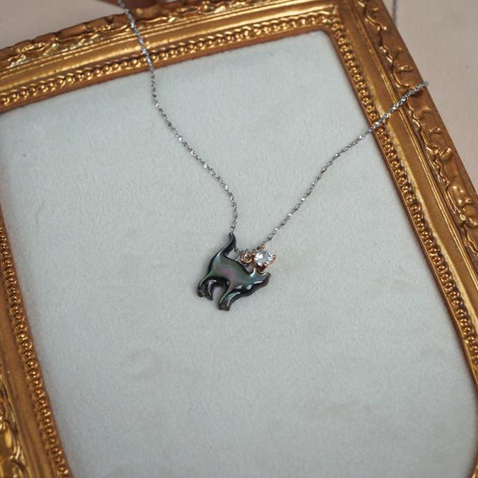 The Cat Necklace (Solid Silver) - Hypoallergenic - Abbott Atelier