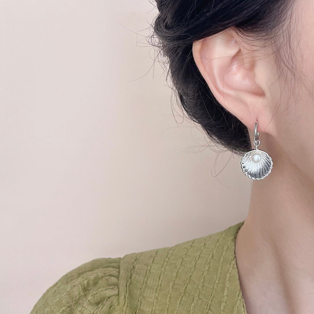 Venus Shell Earrings - Hypoallergenic - Abbott Atelier