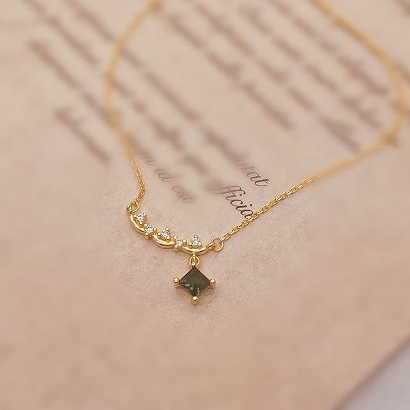 Verdant Emerald Necklace in Gold (Solid Silver)