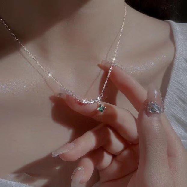 Verdant Emerald Necklace in Silver (Solid Silver)