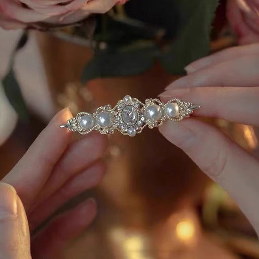 Vienna Pearl Hair Clip - Freshwater Pearls - Abbott Atelier