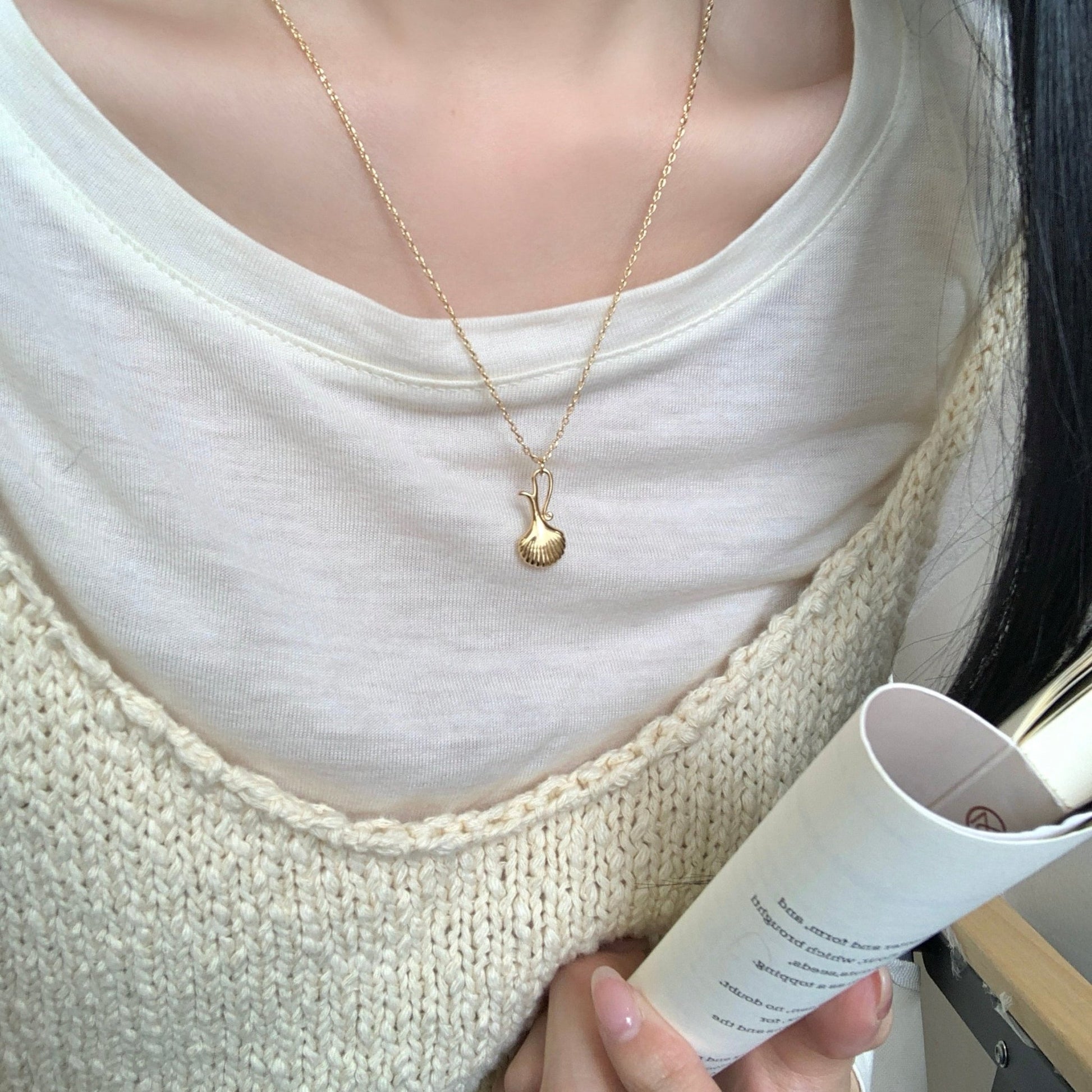 Vintage Vase Necklace - Gold Plated - Abbott Atelier