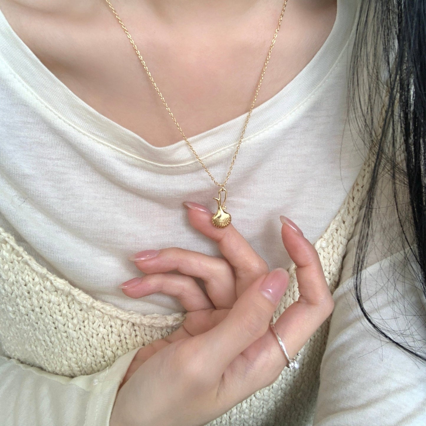 Vintage Vase Necklace - Gold Plated - Abbott Atelier