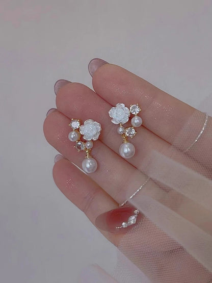 White Rose Earrings - Hypoallergenic - Abbott Atelier