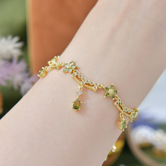 Wildflower Serenade Bracelet in Green - Gold Plated - Abbott Atelier