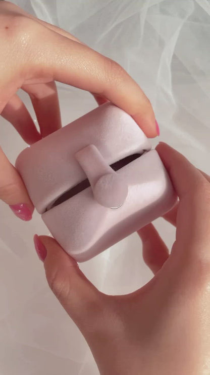 Floral Heart Ring - Mia