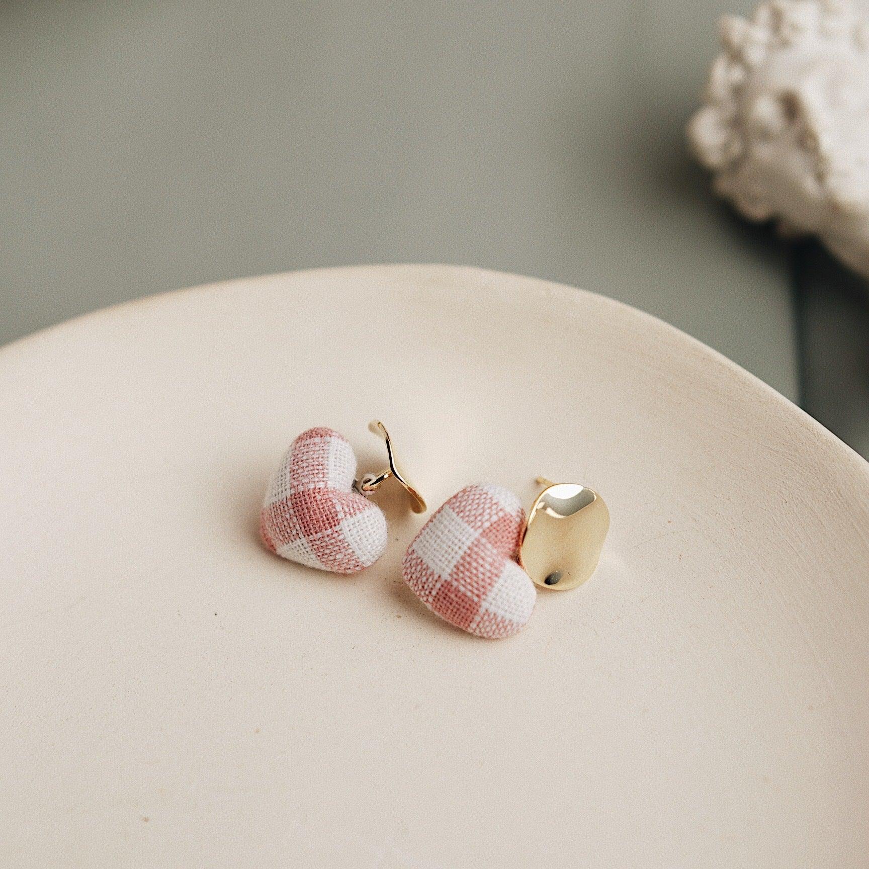 Heart Earrings 205 - Abbott Atelier