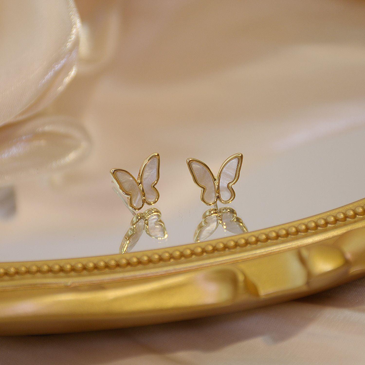 Butterfly Earrings 259 - Abbott Atelier