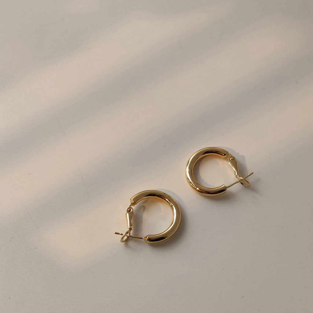 9 to 5 Hoop Earrings - Erin