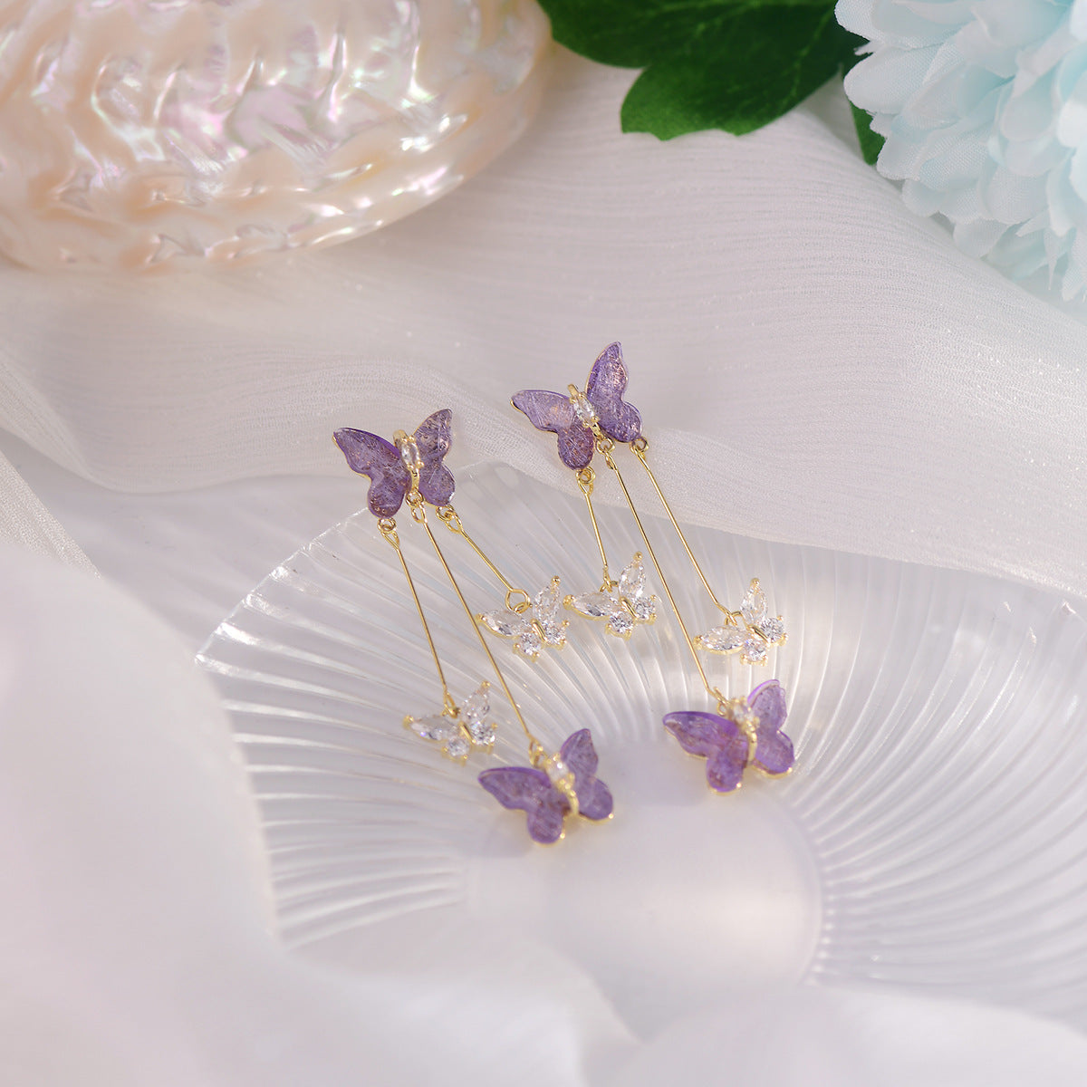 [Sample Sale] Butterfly Drop Earrings - Antonia