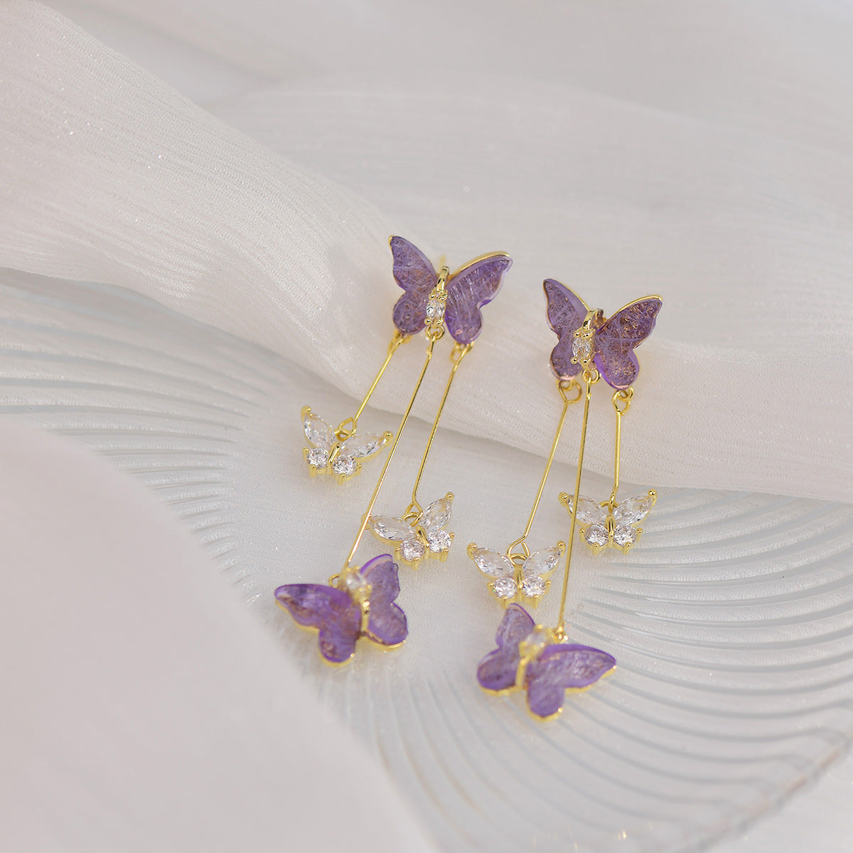 [Sample Sale] Butterfly Drop Earrings - Antonia