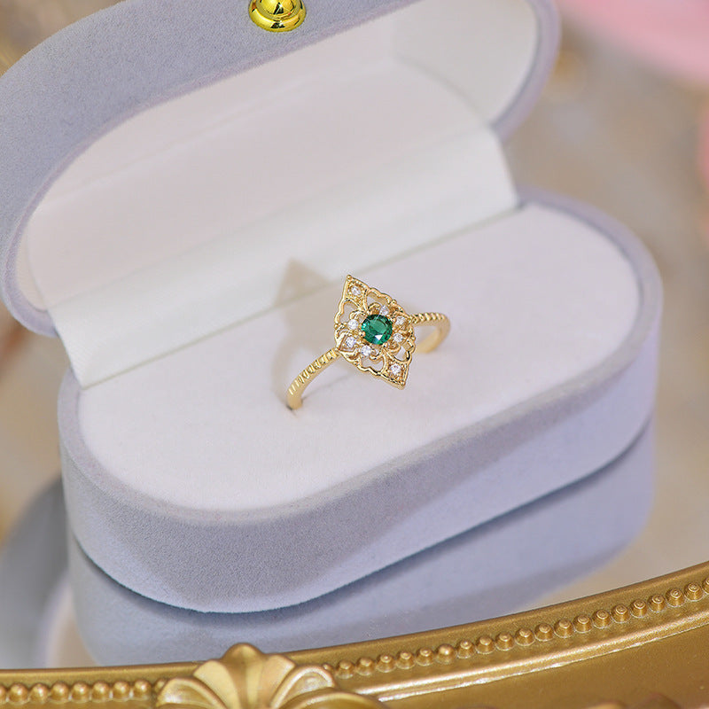 Baroque Emerald Ring - Elsie
