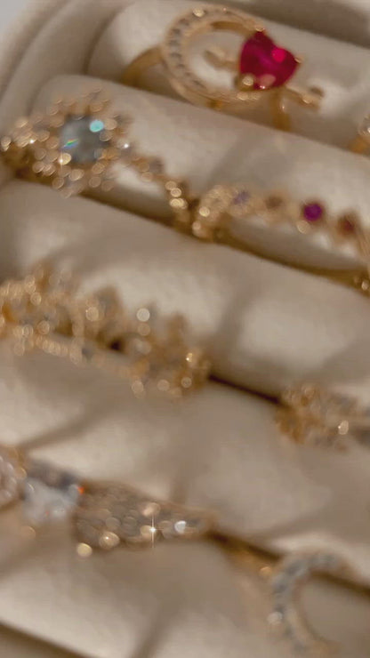 Cupid's Arrow Ring Set